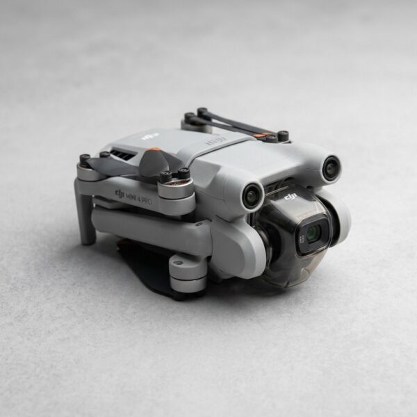 DJI Mini 4 Pro Fly More Combo